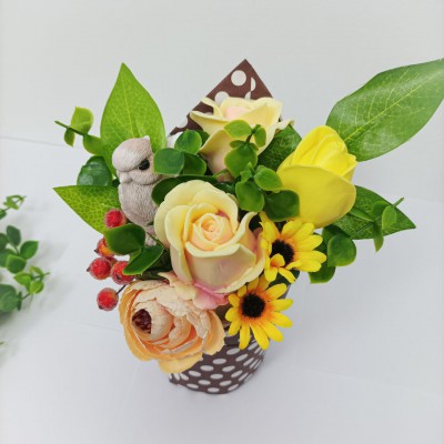 Букет з мила ручної роботи з пташечкою (жовтий)