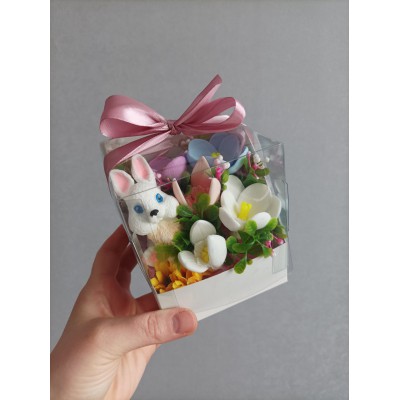 Подарунковий бокс мила ручної роботи зайчик в квітах V2 Подарунковий бокс мила ручної роботи зайчик в квітах V2