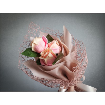 Букет троянд з мила ручної роботи (висота 40 см)