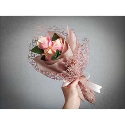 Букет троянд з мила ручної роботи (висота 40 см)
