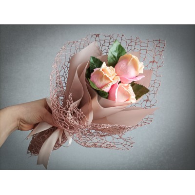 Букет троянд з мила ручної роботи (висота 40 см)