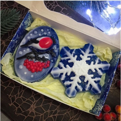 Новорічний подарунковий набір мила ручної роботи "Снігур і сніжинка"