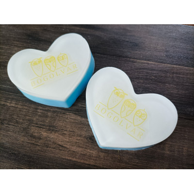 Мило з Вашим логотипом Серце