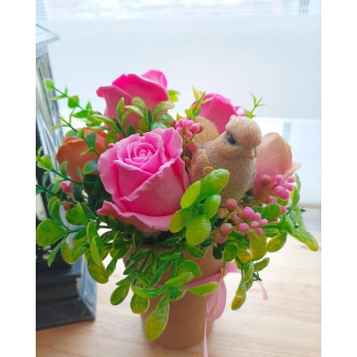 Букетик з мила ручної роботи "Пташечка в трояндах"